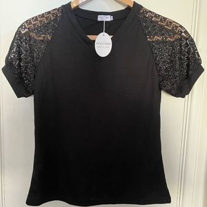 NWT Women’s shirt sleeve raglan blouse